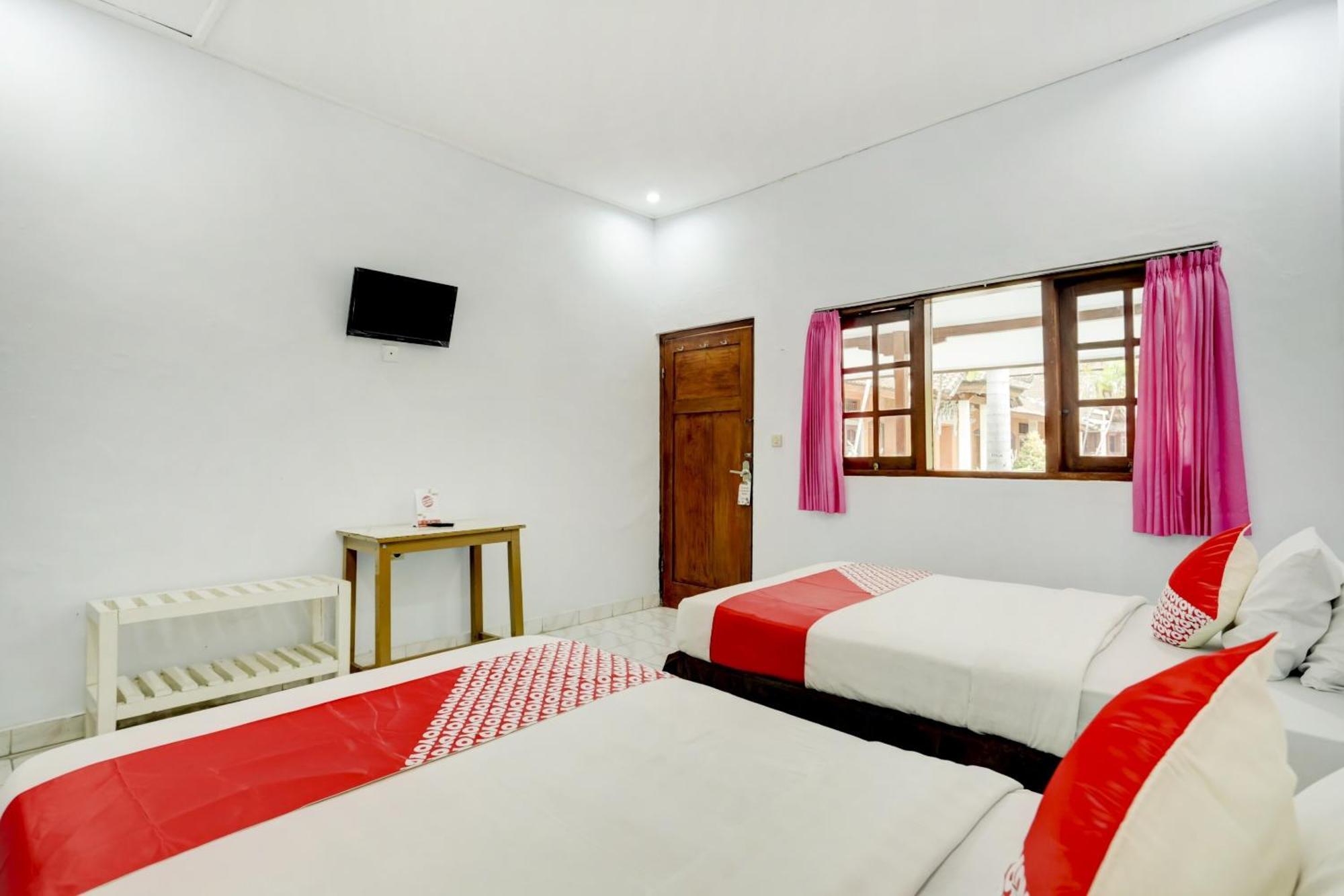Super Oyo 3261 Hotel Ratu Ντενπασάρ Εξωτερικό φωτογραφία