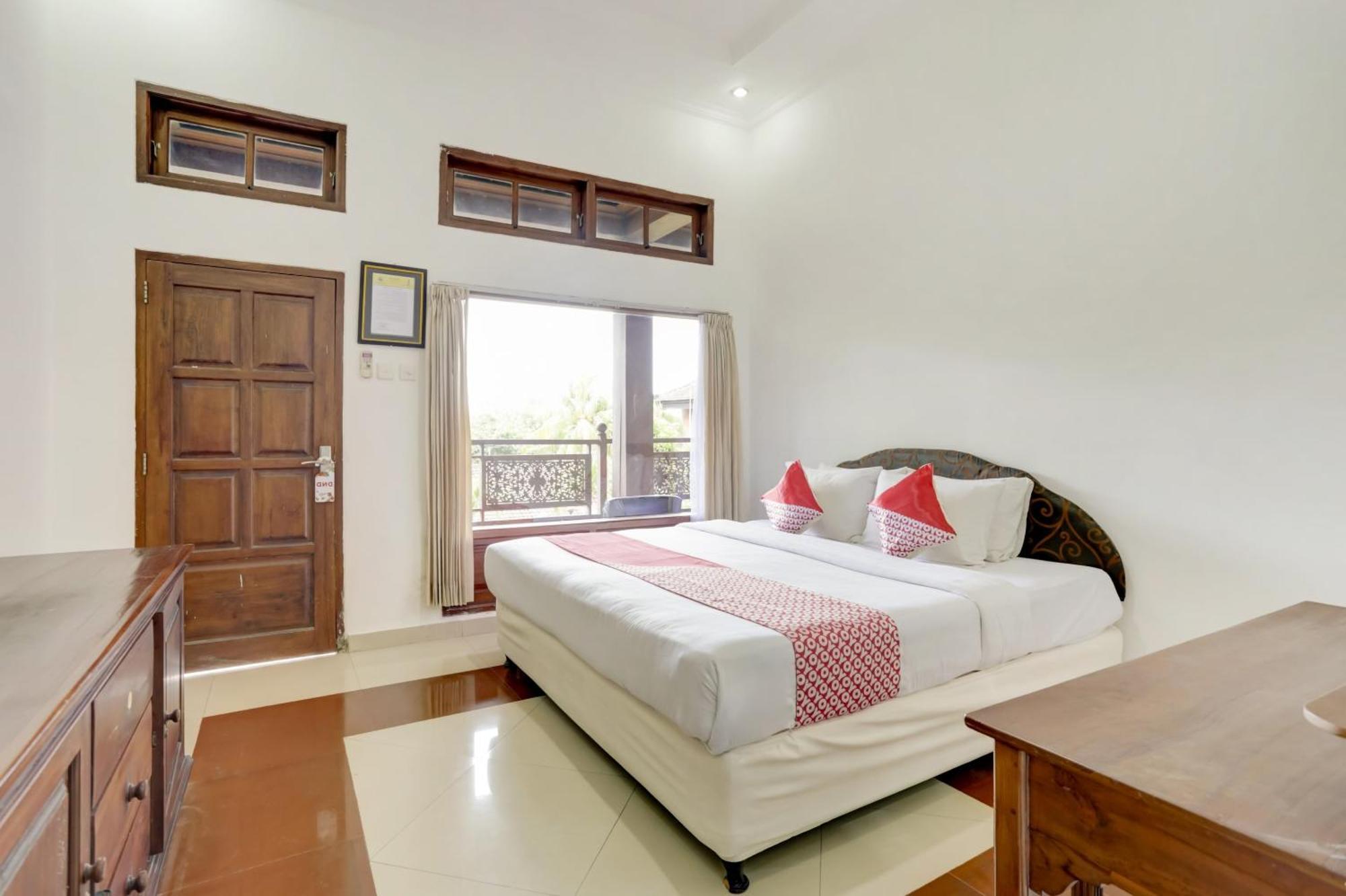 Super Oyo 3261 Hotel Ratu Ντενπασάρ Εξωτερικό φωτογραφία