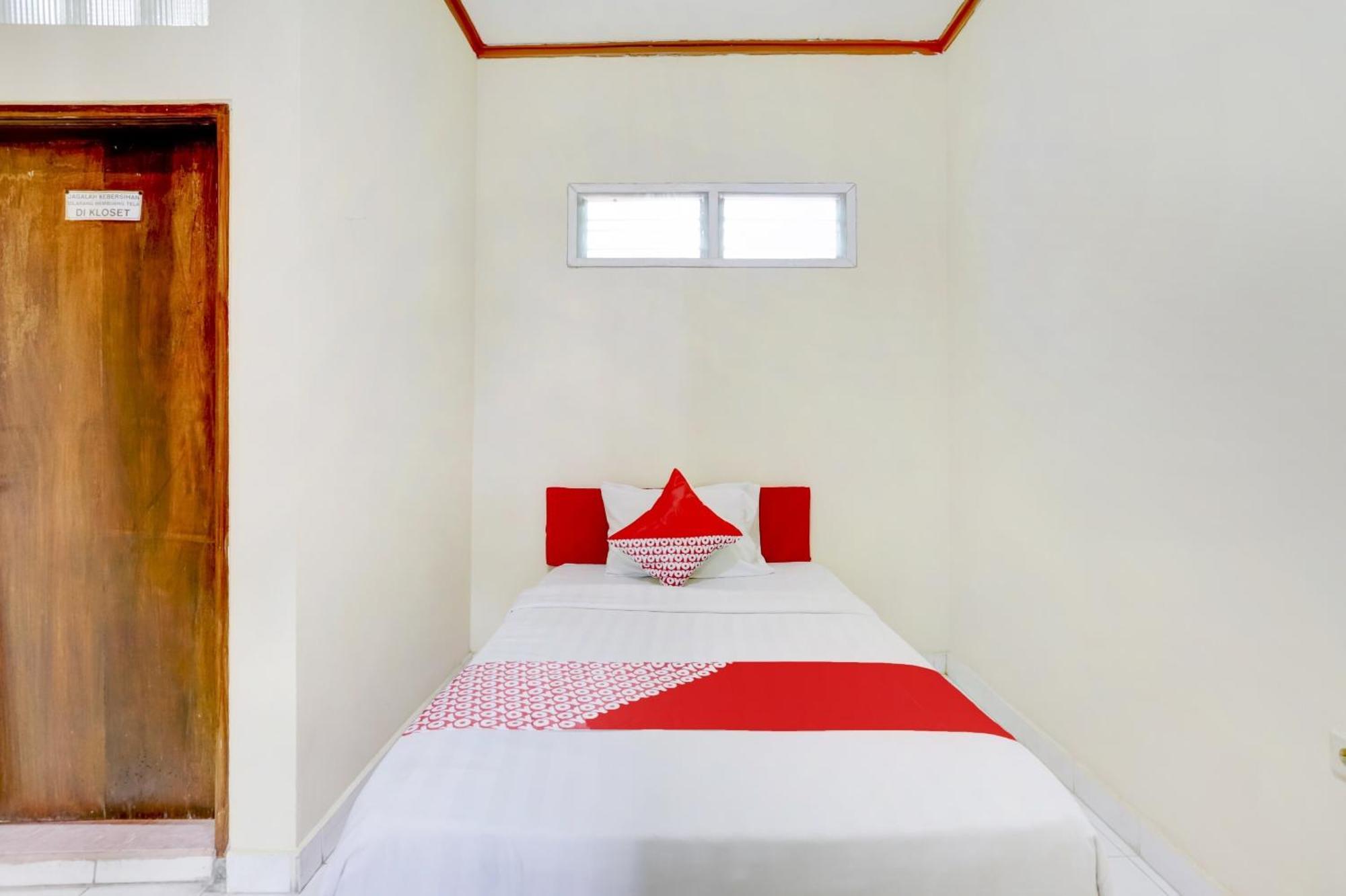 Super Oyo 3261 Hotel Ratu Ντενπασάρ Εξωτερικό φωτογραφία