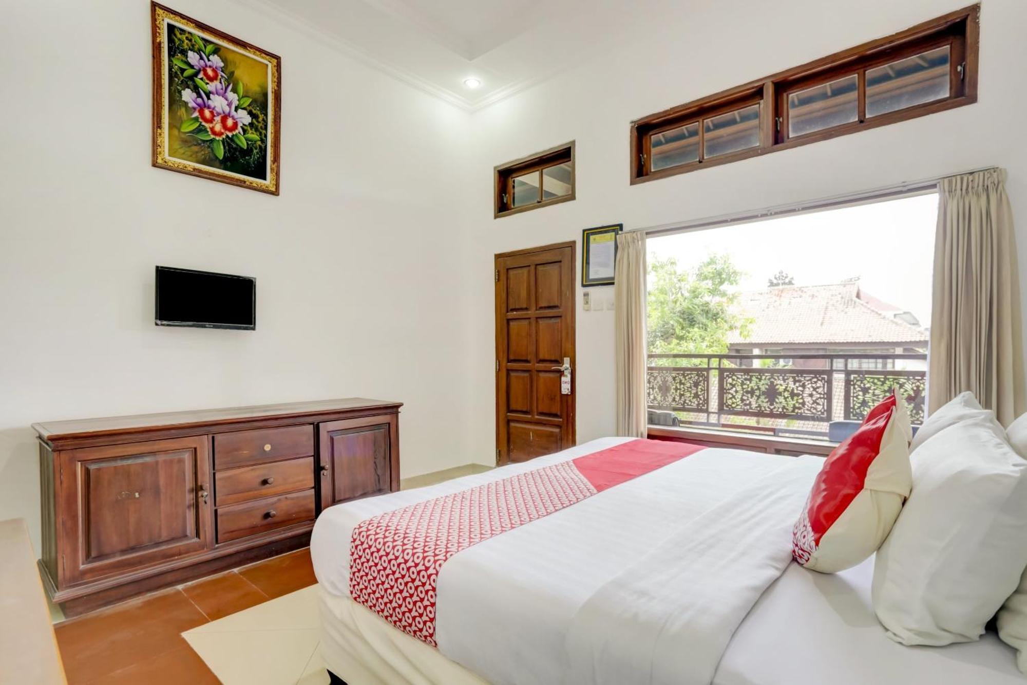 Super Oyo 3261 Hotel Ratu Ντενπασάρ Εξωτερικό φωτογραφία