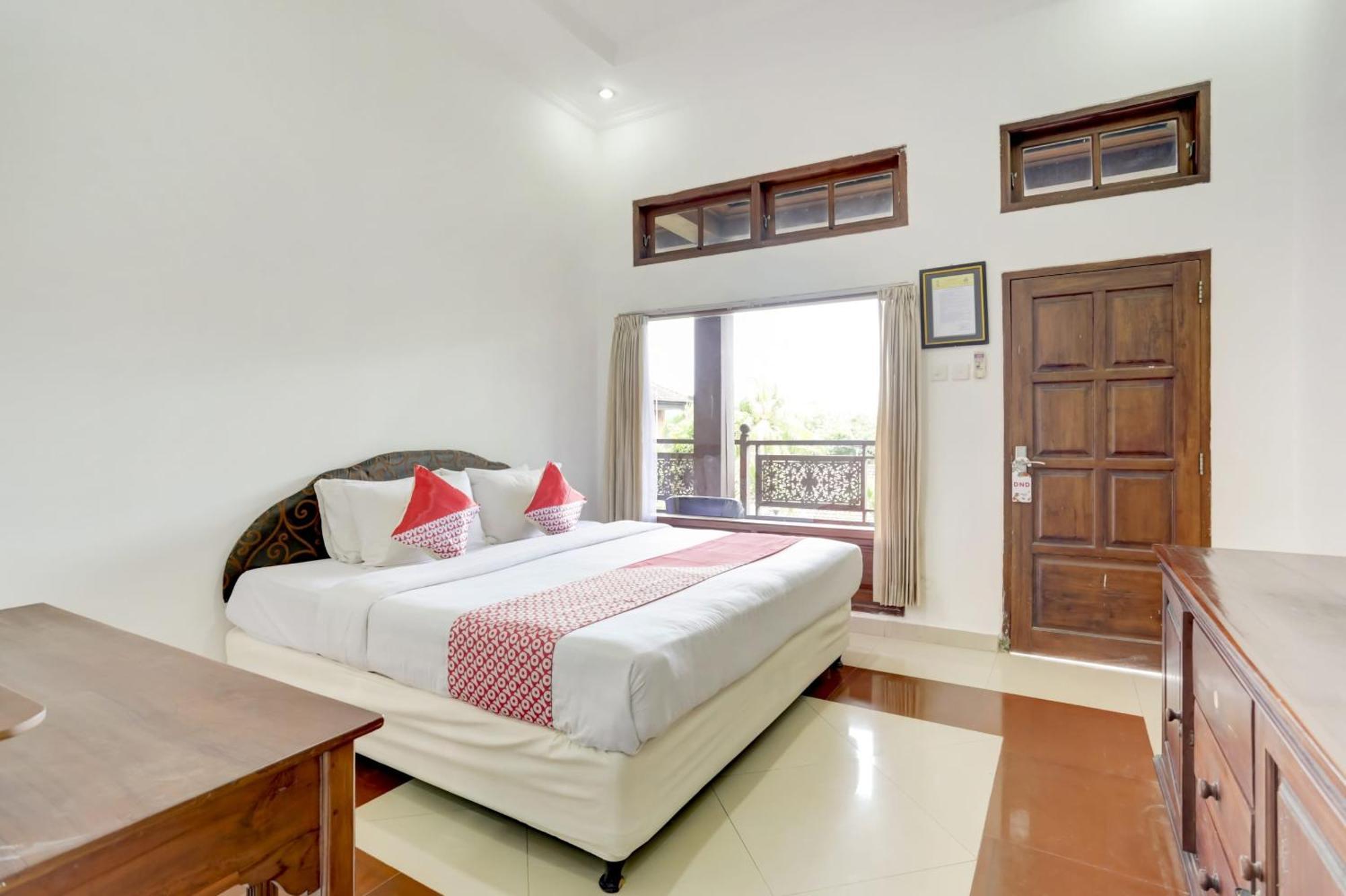 Super Oyo 3261 Hotel Ratu Ντενπασάρ Εξωτερικό φωτογραφία