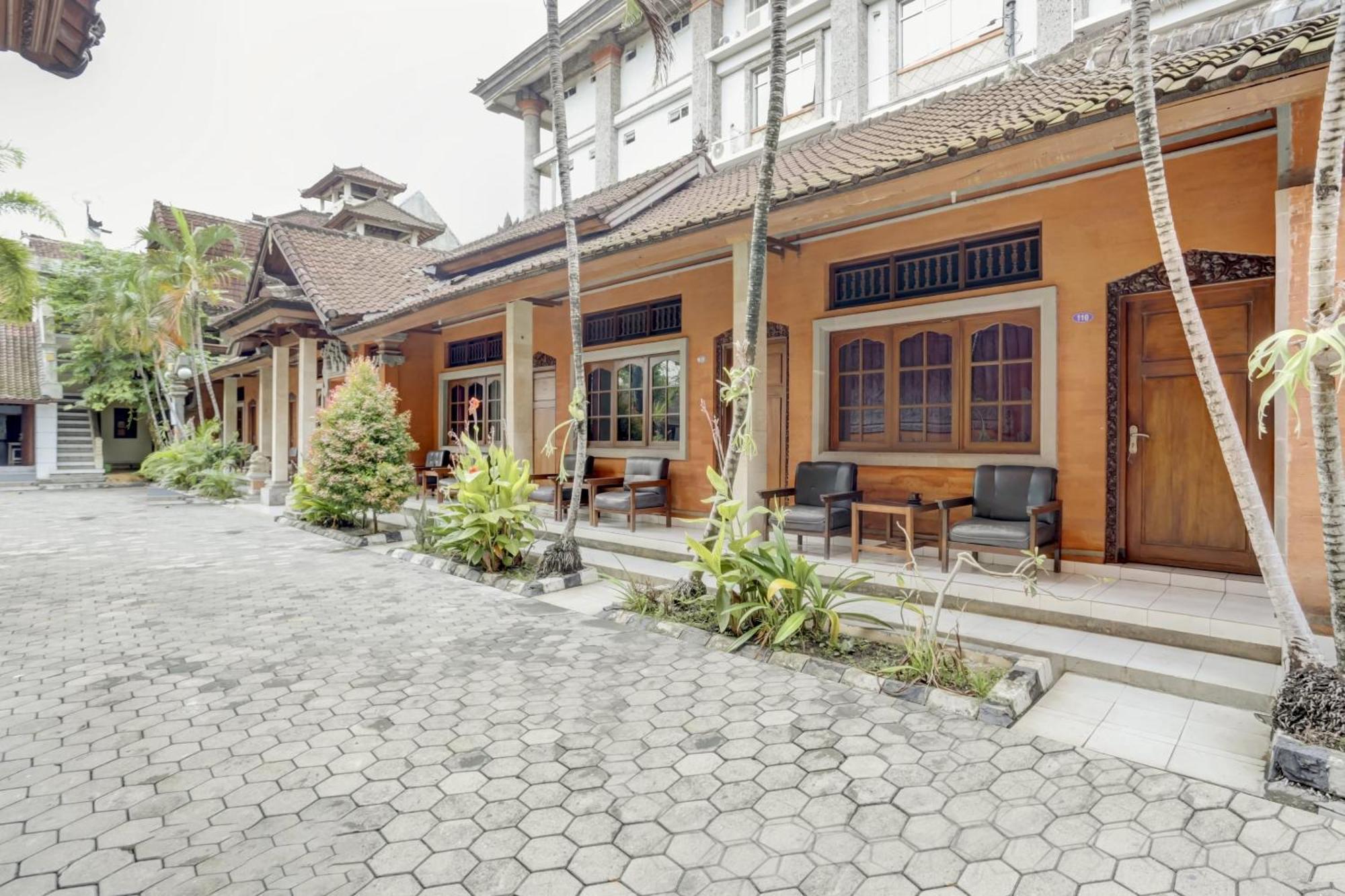 Super Oyo 3261 Hotel Ratu Ντενπασάρ Εξωτερικό φωτογραφία